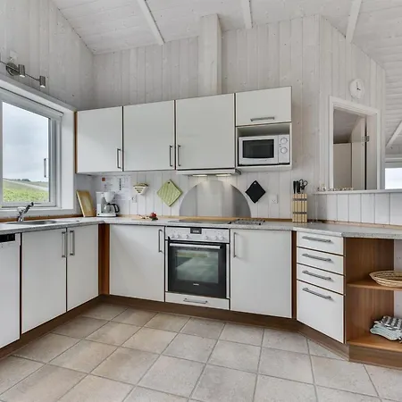 Sisko - 600m From The Sea By Interhome Holiday home Spodsbjerg
