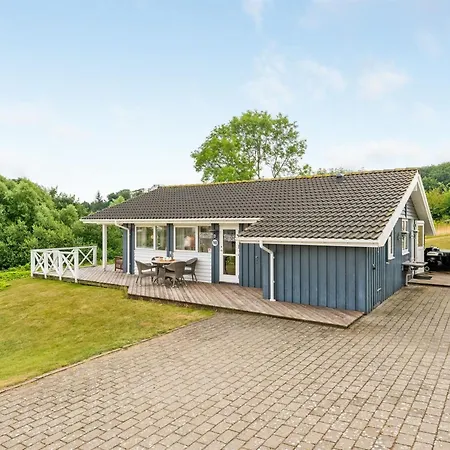 Holiday home Sisko - 600m From The Sea By Interhome Spodsbjerg